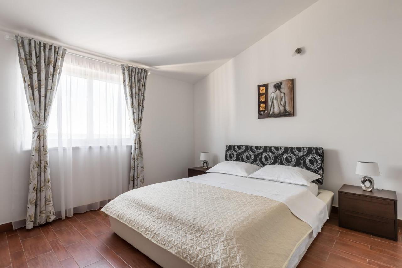 Apartments Croatia Трогир Экстерьер фото